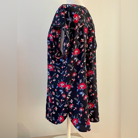 NWOT Talbots Black Floral Blouse Red White & Blue | Size 1X - Picture 4 of 7